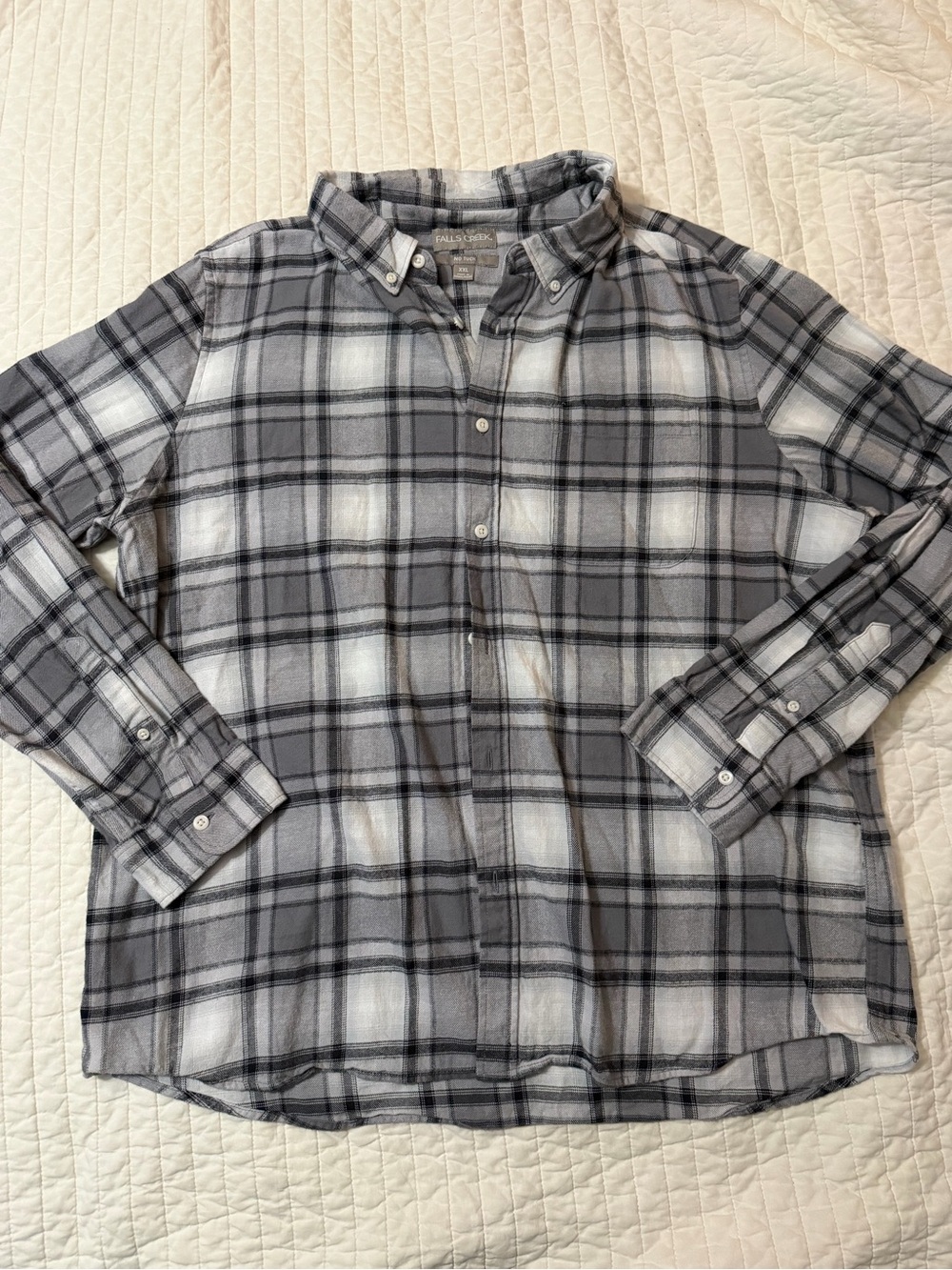 Falls Creek Men's Gray and White Plaid Button-Down Shirt